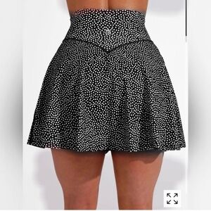 🖤🤍 Buff Bunny Nubre Skort Black Polka Bossy Print -Medium 🖤NEW, never worn🤍